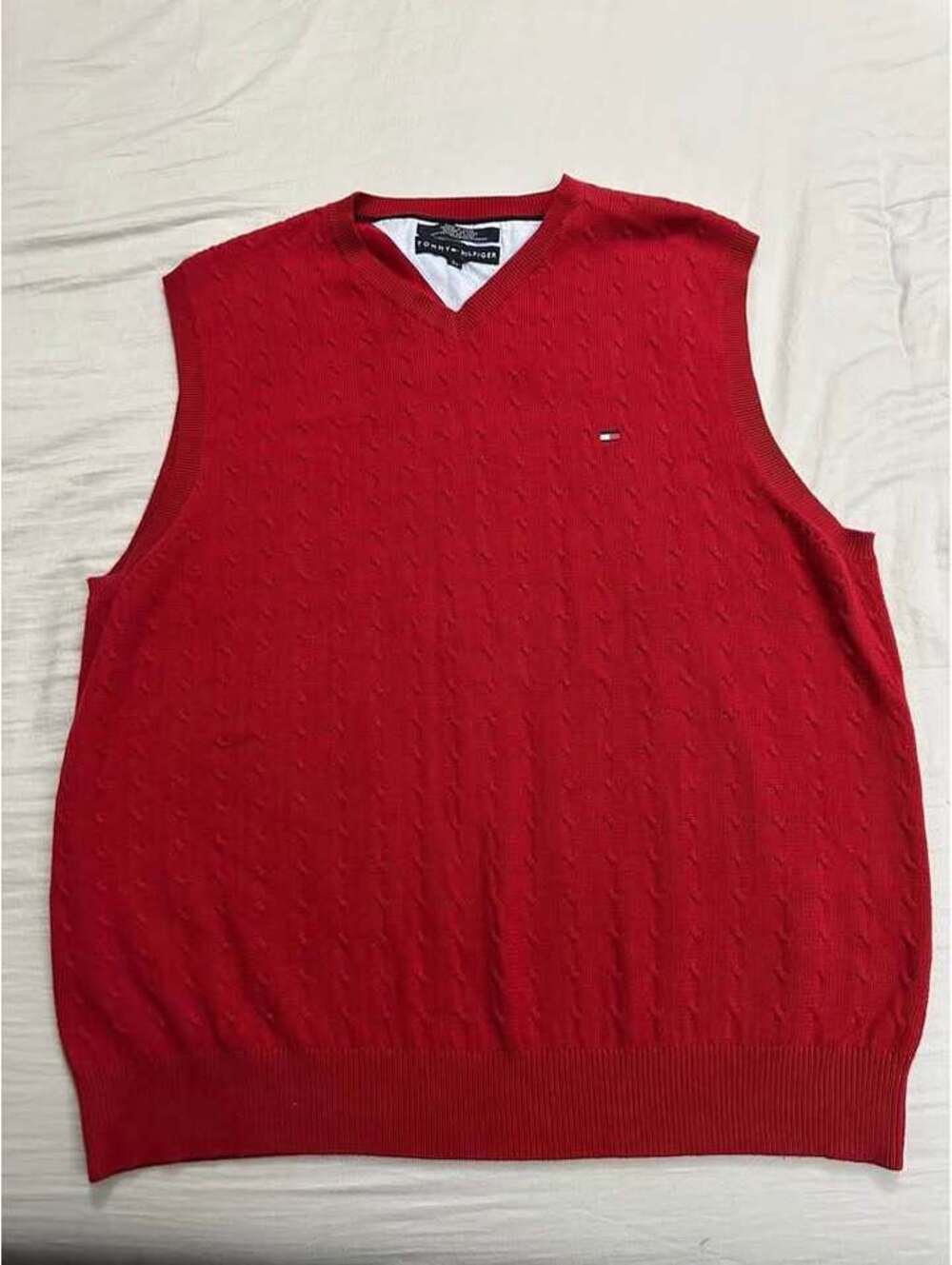 Tommy Hilfiger Cable Knit Vest Mens Size Large
Used Like New $30